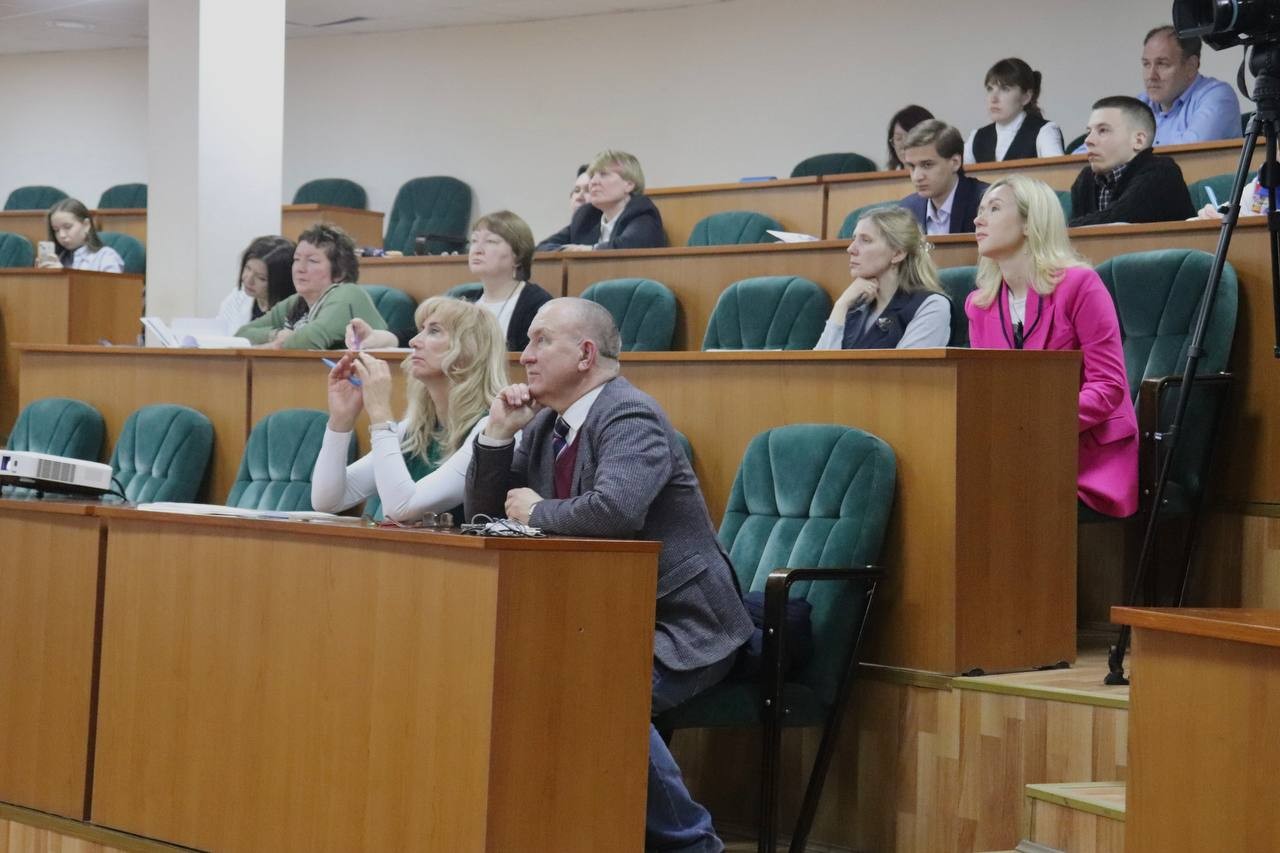 �� ������� ����� � ���������� ���������� ������ VII ������������� ����������� '��������� ��������������� ������'