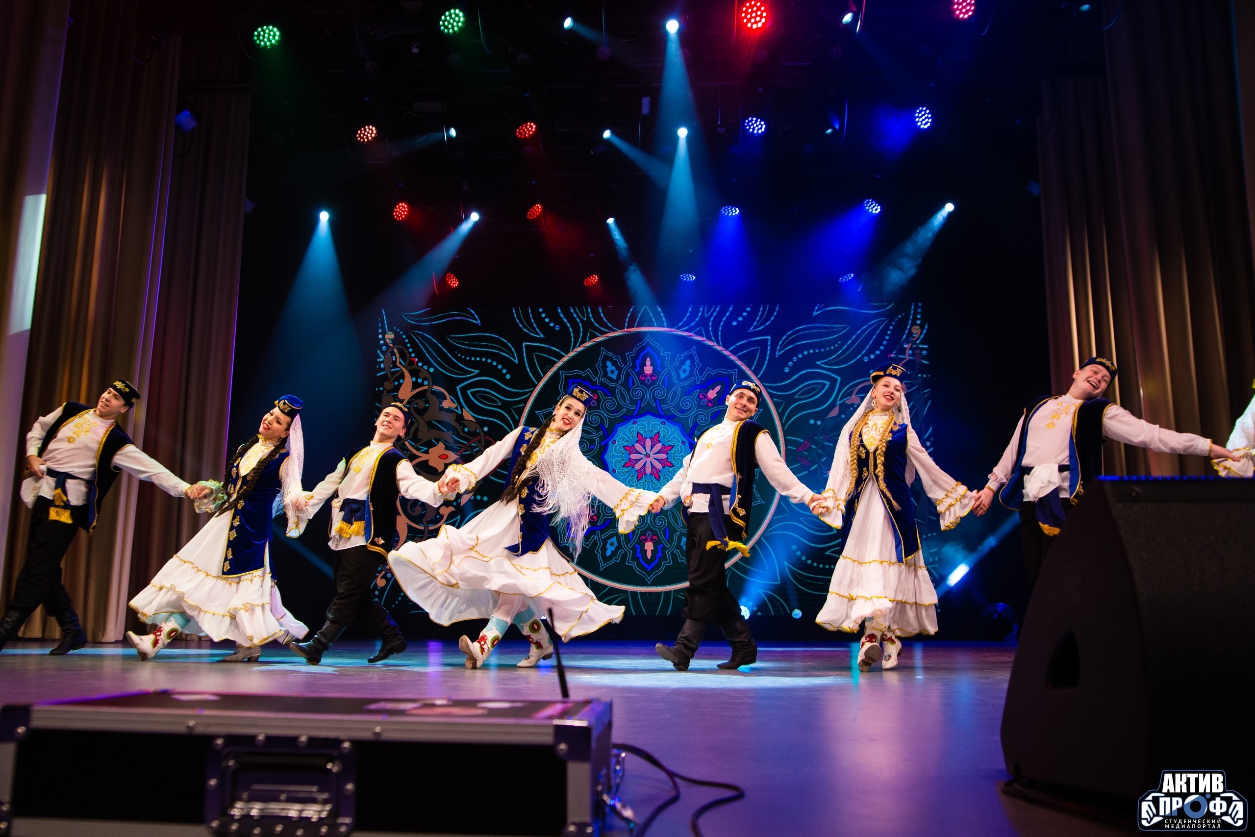 Гран-при наше! Гран-при наше!