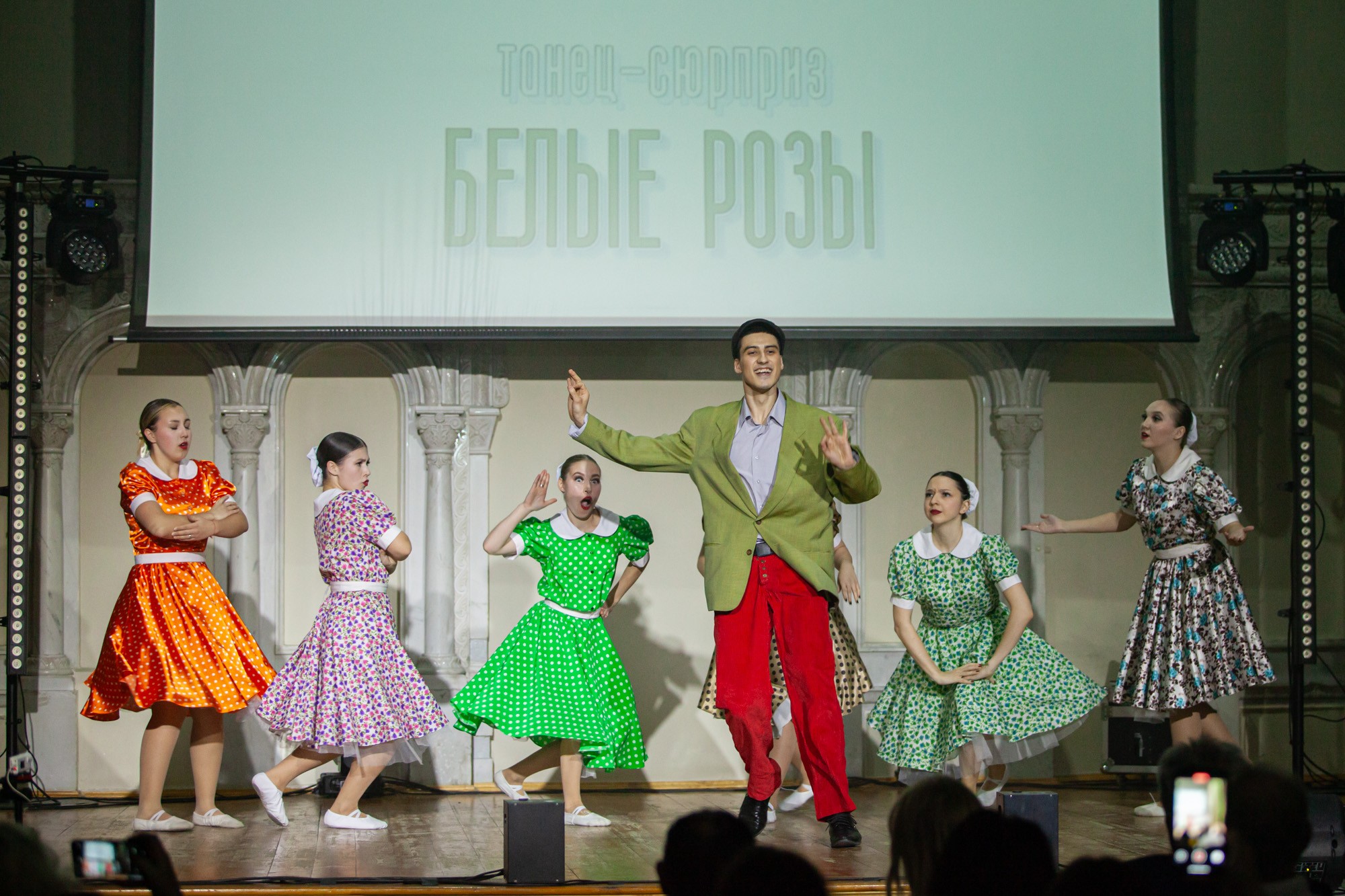 'Ялкын' ? это семья: итоговый концерт коллектива состоялся в Елабужском институте КФУ 'Ялкын' ? это семья: итоговый концерт коллектива состоялся в Елабужском институте КФУ