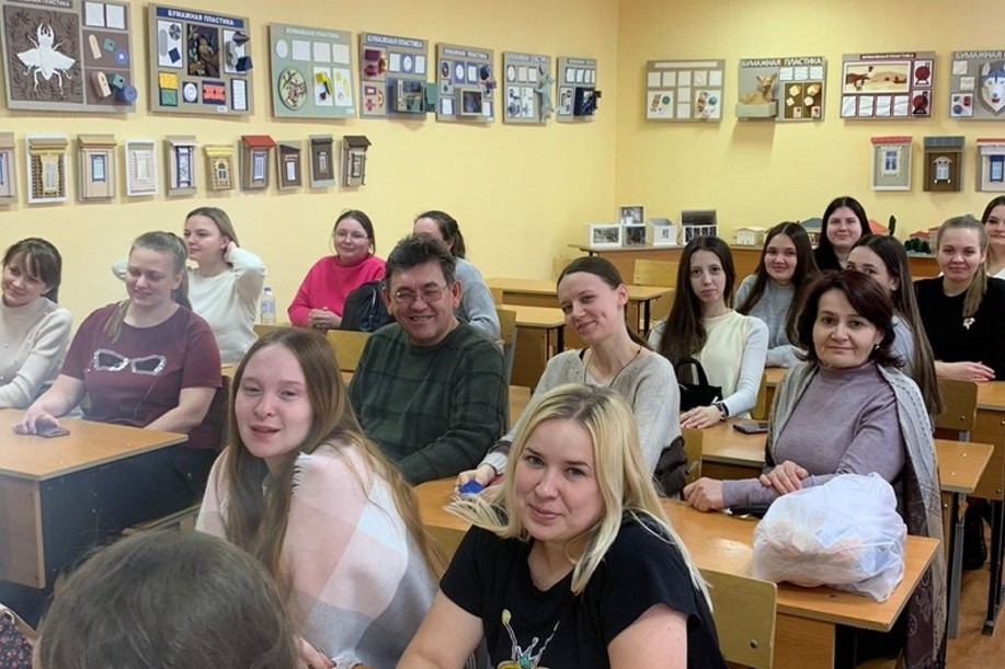 Выставка 'Макетное искусство' открылась в Елабужском институте Выставка 'Макетное искусство' открылась в Елабужском институте