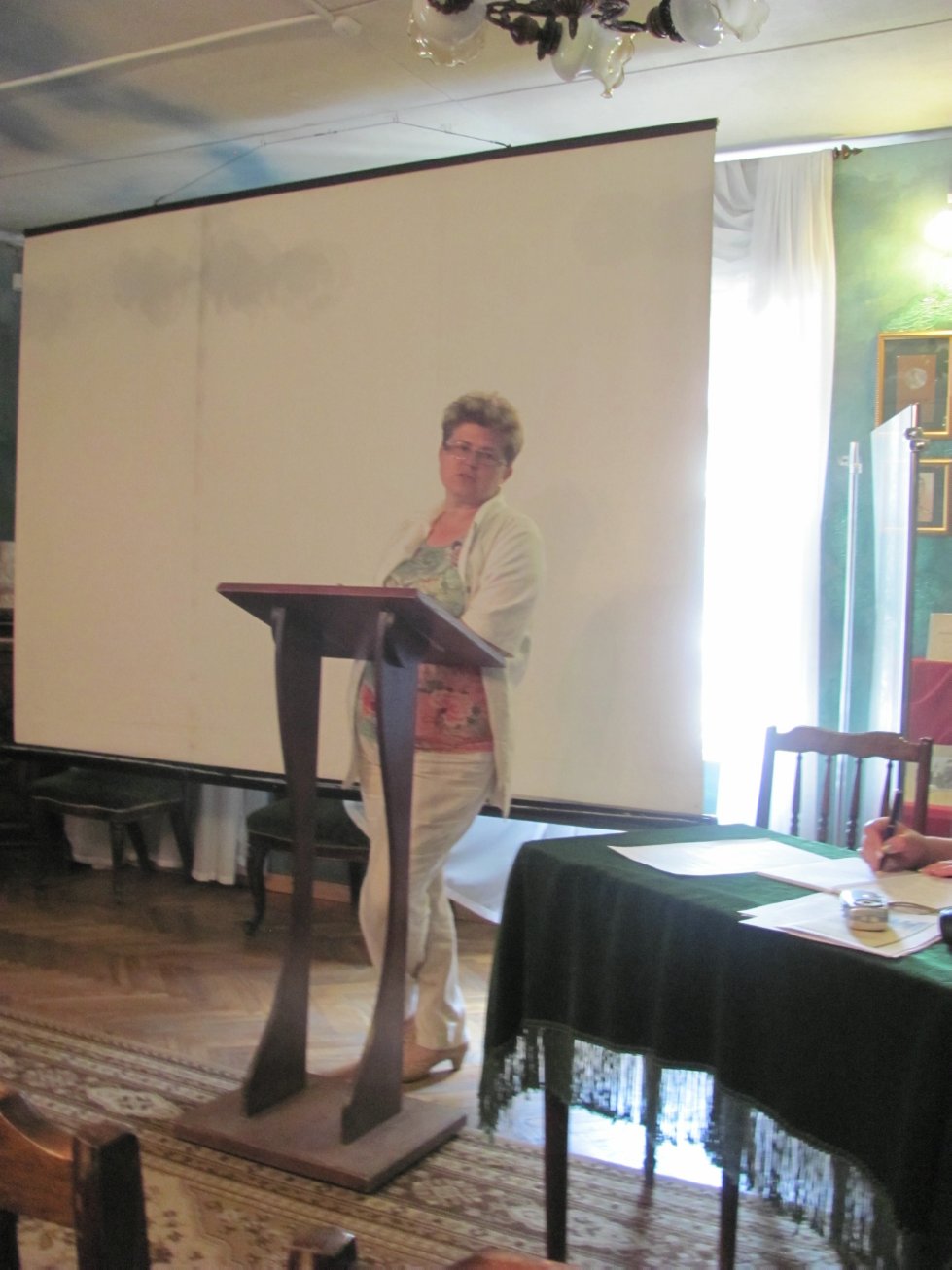 В центре внимания - культура и электронные СМИ В центре внимания - культура и электронные СМИ