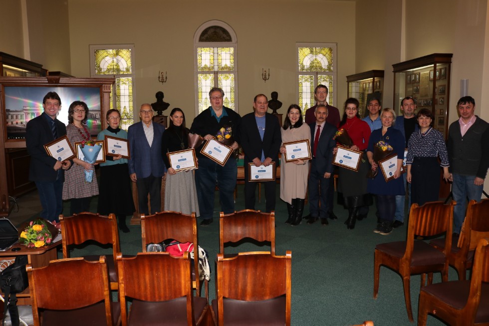 ����� ��� ������ ��� '���������' ����