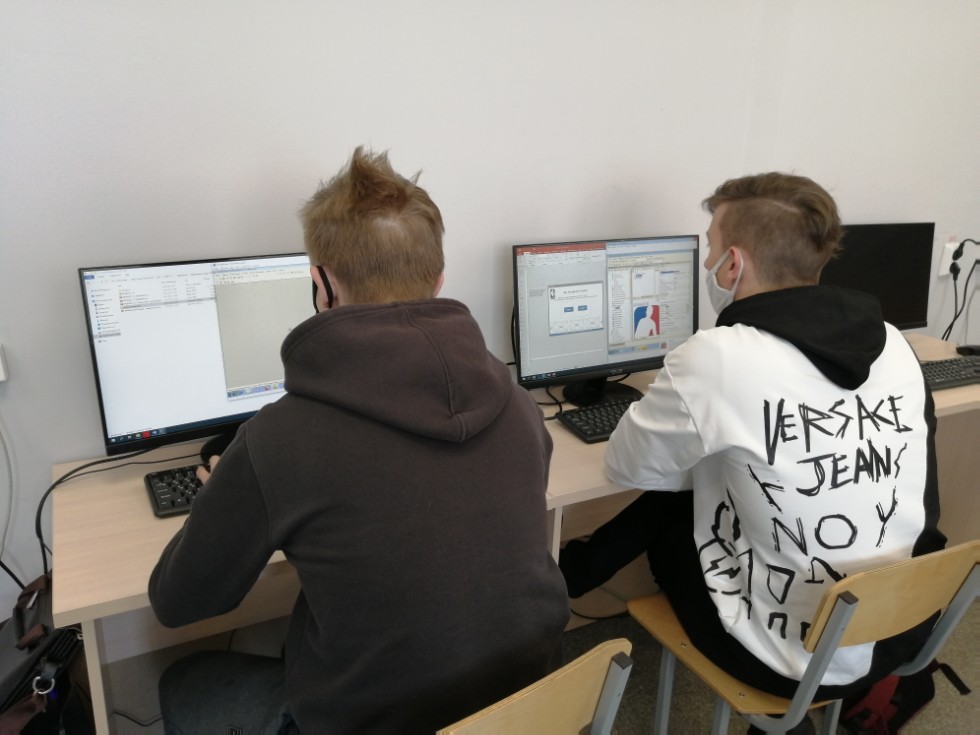 Онлайн-конкурс разработки мобильного приложения на платформе 1С Онлайн-конкурс разработки мобильного приложения на платформе 1С