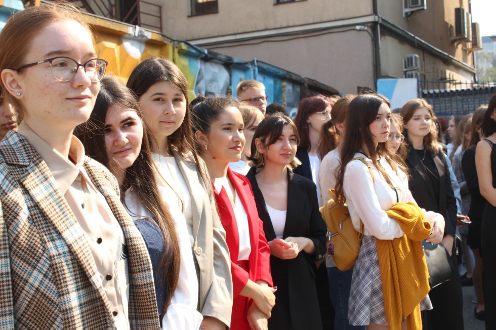 ���� ������ ������������� � ���