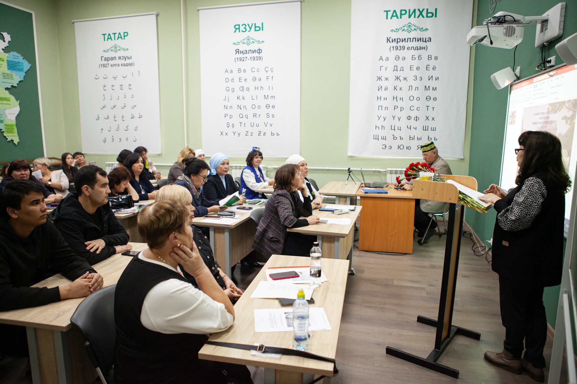 В Елабужском институте КФУ прошла конференция, посвященная наследию Магинур Файзуллиной В Елабужском институте КФУ прошла конференция, посвященная наследию Магинур Файзуллиной