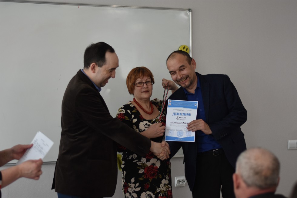 ����� ��������� ���� ������������� 