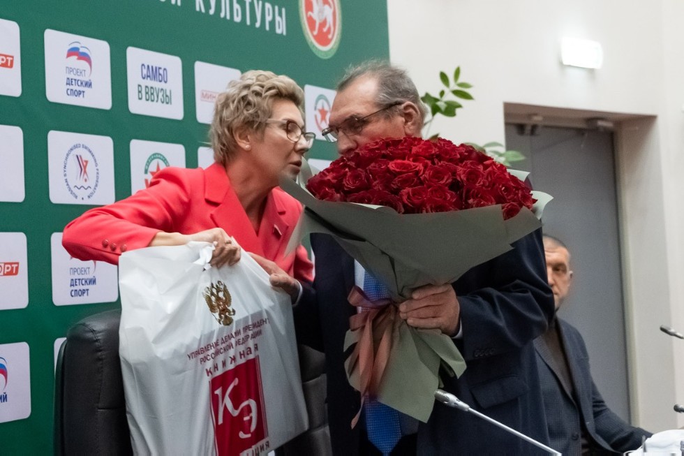 Научно практическая конференция посвященная 85-летию профессора Абзалова Рината Абзаловича Научно практическая конференция посвященная 85-летию профессора Абзалова Рината Абзаловича