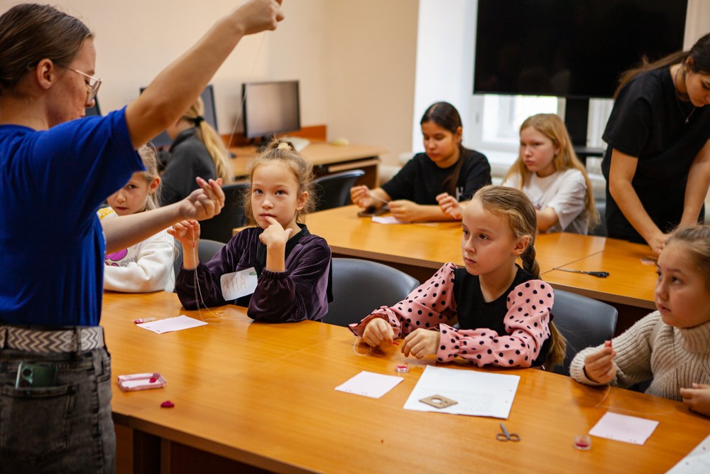 В Елабужском институте состоялись занятия Детского университета В Елабужском институте состоялись занятия Детского университета