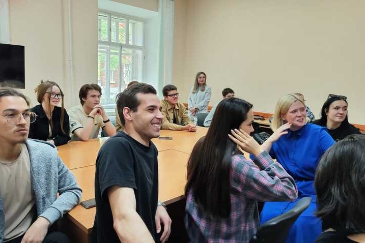 Кураторский час о кино и анимации сплотил студентов Кураторский час о кино и анимации сплотил студентов