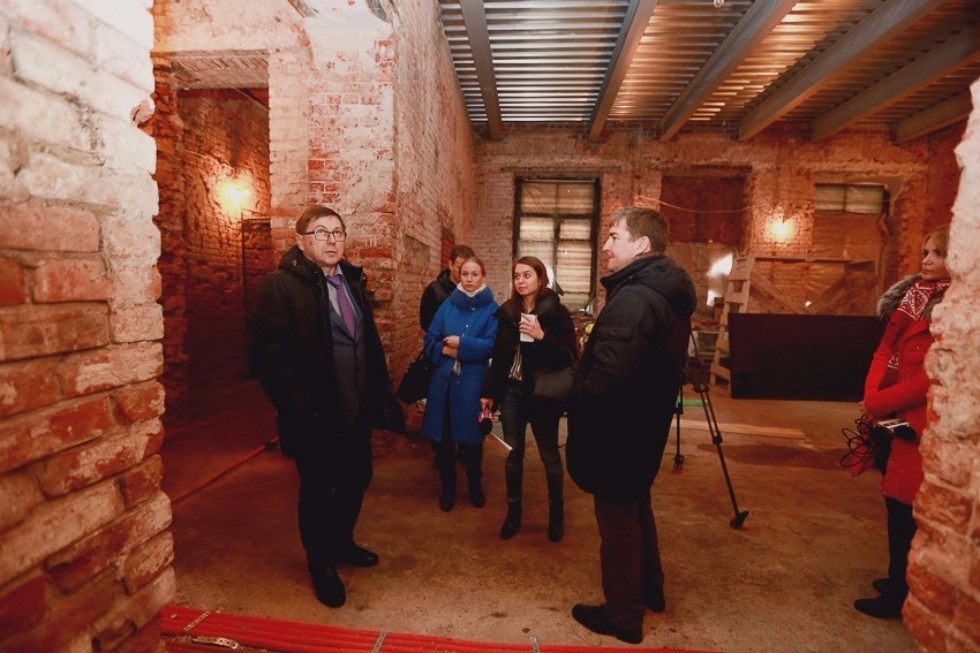 Rector Ilshat Gafurov Held a Media Tour Around Kazan University's Medical Cluster