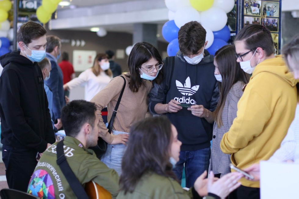 Общеуниверситетская Ярмарка вакансий для студентов и выпускников Казанского федерального университета Общеуниверситетская Ярмарка вакансий для студентов и выпускников Казанского федерального университета