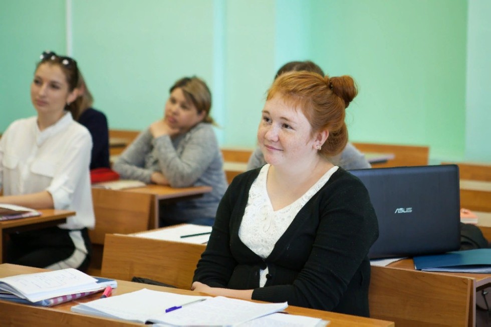 В Елабужском институте КФУ прошла публичная лекция 'Лев Толстой - мыслитель и художник' В Елабужском институте КФУ прошла публичная лекция 'Лев Толстой - мыслитель и художник'