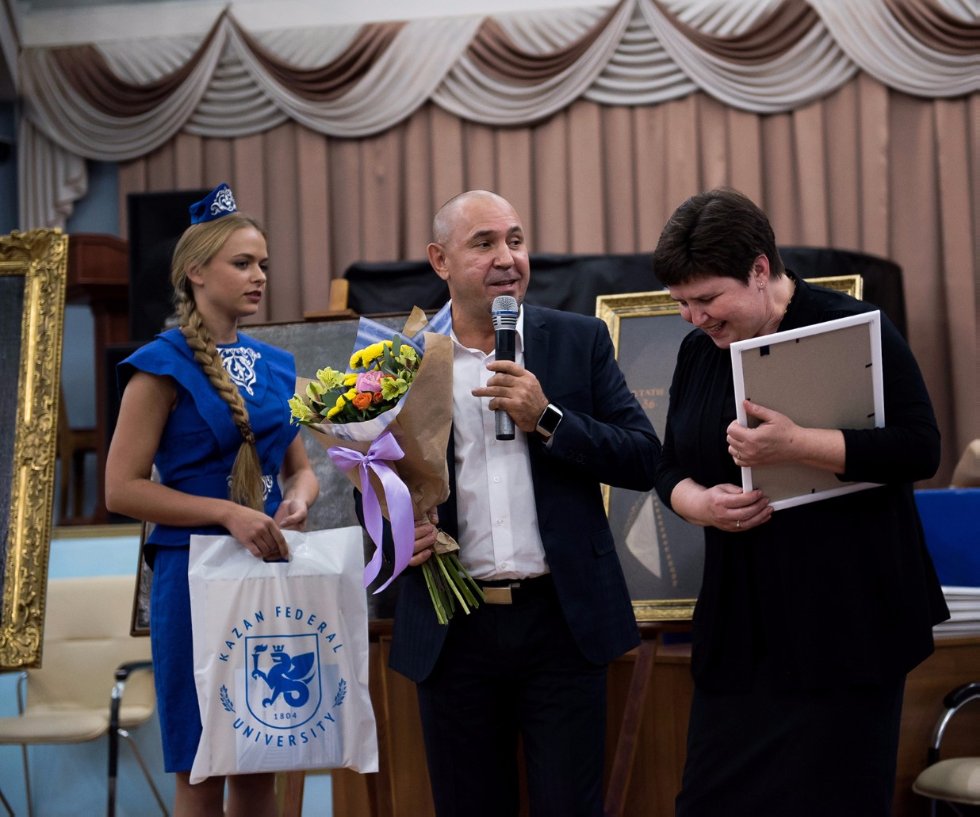 Кому принадлежит искусство?.. Кому принадлежит искусство?..