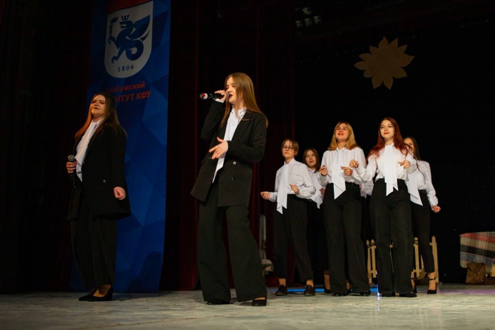 ������� � ������, � ������������ ��� ������, � �������� ���� � ������������ ������