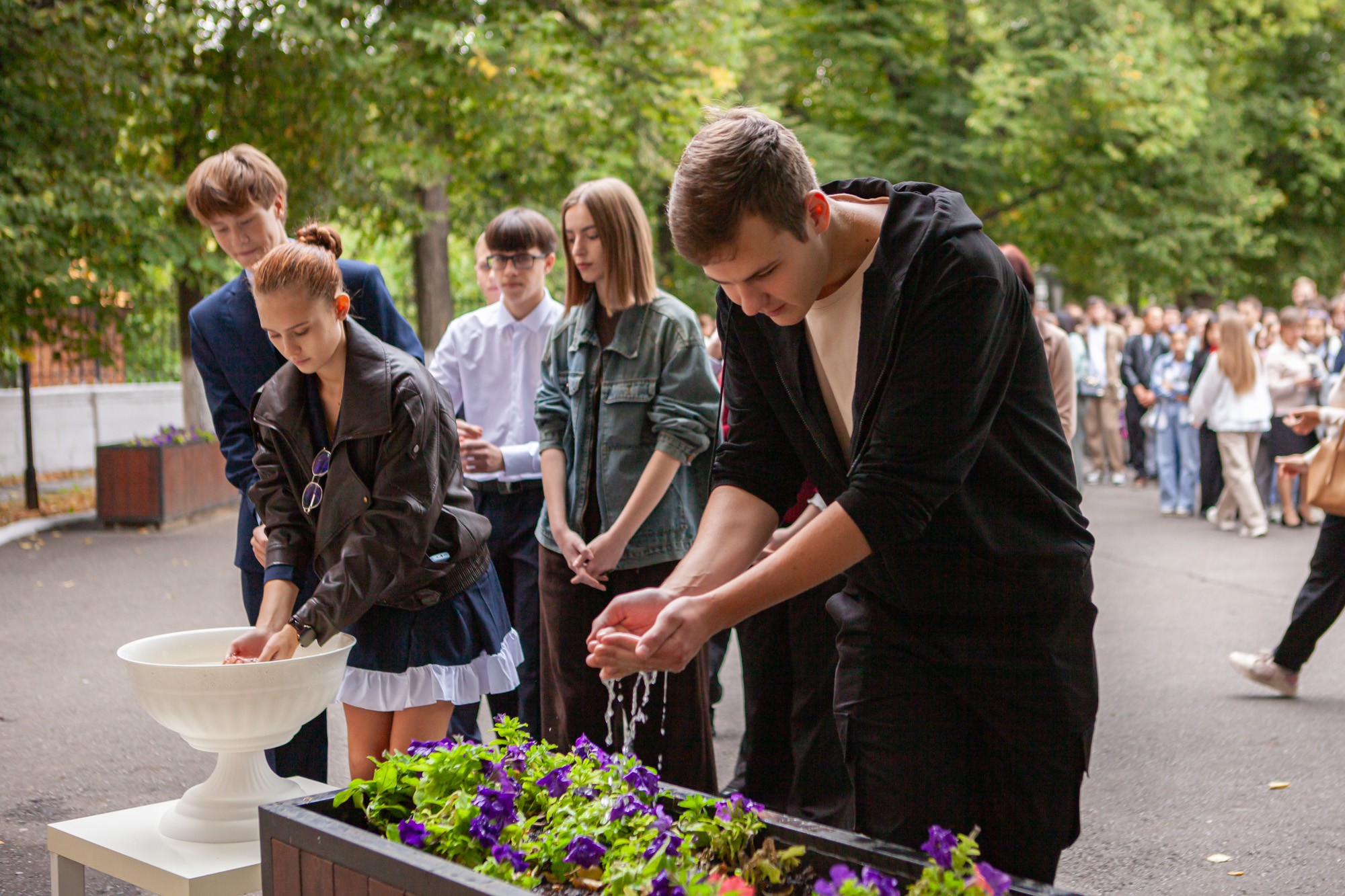 В Елабужском институте КФУ прошла ежегодная Всероссийская акция 'Капля жизни' В Елабужском институте КФУ прошла ежегодная Всероссийская акция 'Капля жизни'