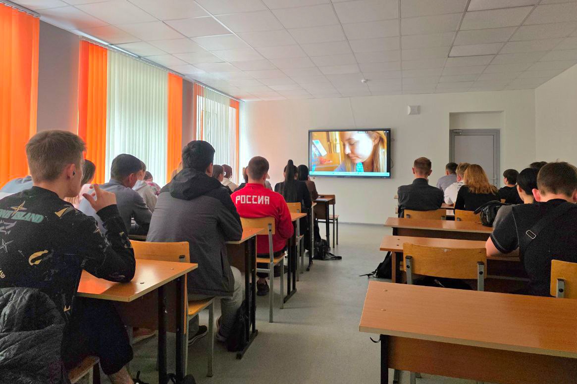 Студенты КФУ обсудили вызовы современной инженерии после просмотра фильма 'Техпреды' Студенты КФУ обсудили вызовы современной инженерии после просмотра фильма 'Техпреды'