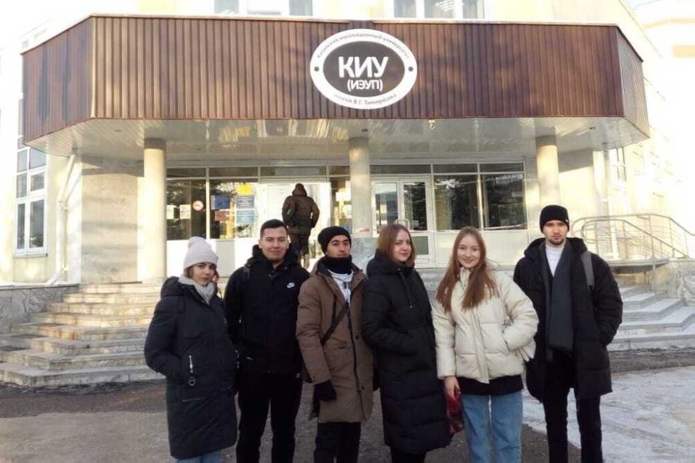 'Научный десант' экономистов принял участие в исследовании цифрового будущего страны 'Научный десант' экономистов принял участие в исследовании цифрового будущего страны