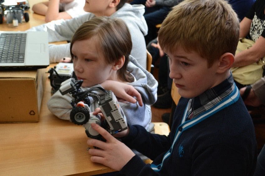 Битва киборгов: часть первая Битва киборгов: часть первая