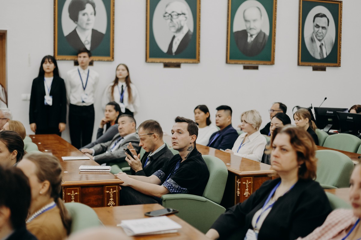 В КФУ стартовал форум 'Россия и Китай в меняющемся мире' В КФУ стартовал форум 'Россия и Китай в меняющемся мире'