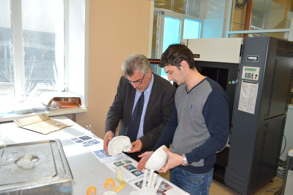 2 ���� ���������� �������� ��� �������� ��������� �� ������������� ������ ����� ���� ������� � ��������� �������� ����� ������ ������ ������������ ��.������� ������ (�������)