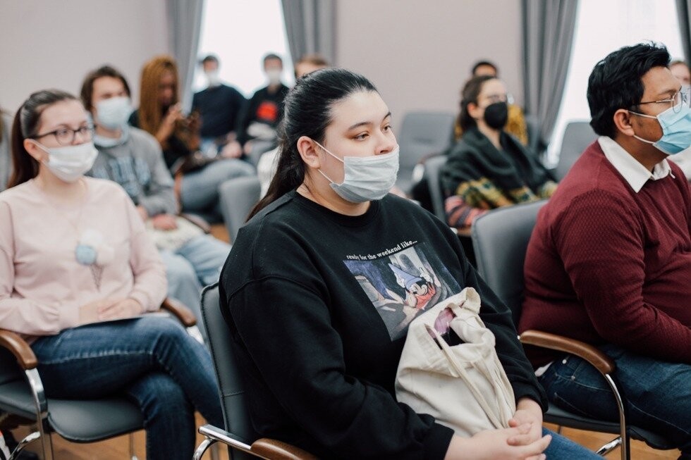 Институт международных отношений совместно с СНК Институт международных отношений совместно с СНК