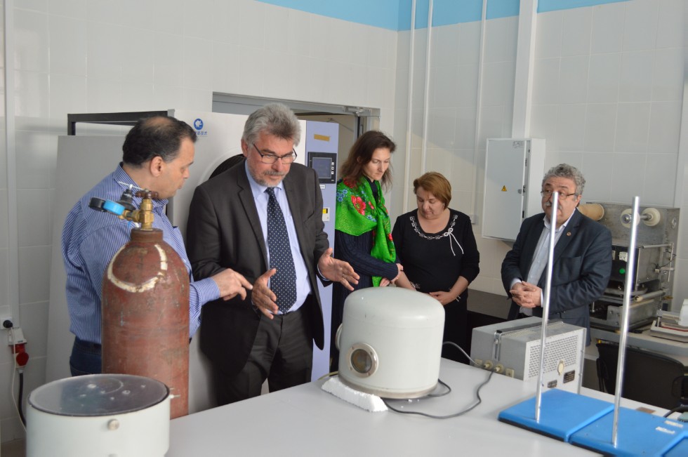 2 ���� ���������� �������� ��� �������� ��������� �� ������������� ������ ����� ���� ������� � ��������� �������� ����� ������ ������ ������������ ��.������� ������ (�������)