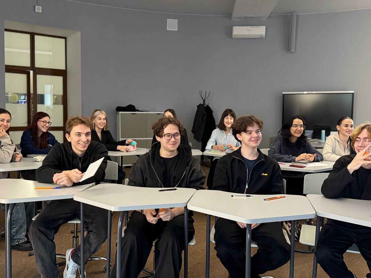 Деловая игра 'Новые виды девиации: профилактика и коррекция' Деловая игра 'Новые виды девиации: профилактика и коррекция'