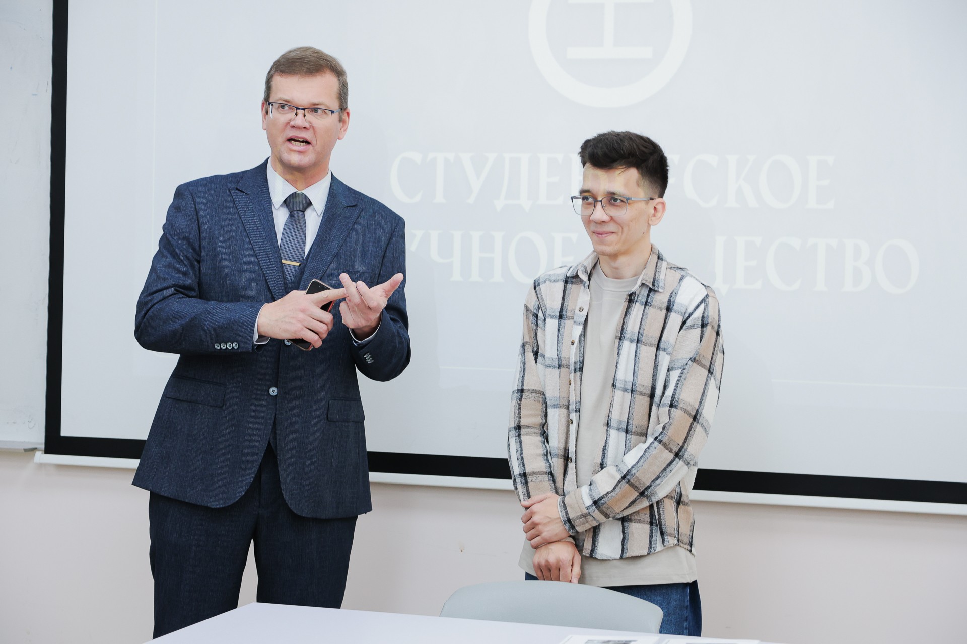 Наука - это круто! Как прошел 'Фестиваль студенческой науки' в КФУ Наука - это круто! Как прошел 'Фестиваль студенческой науки' в КФУ