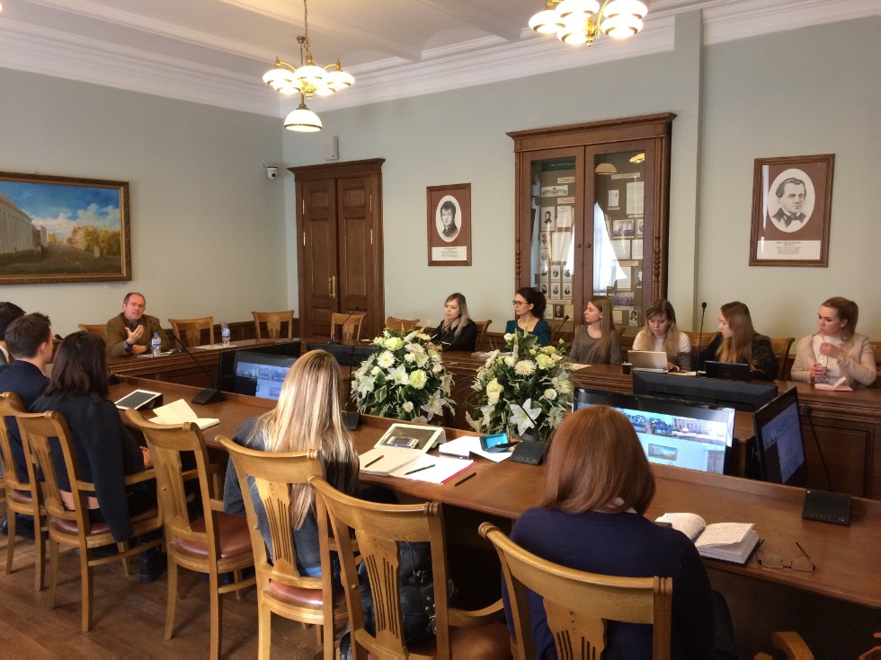 ������ ���������� ������������ ������� ������ ������ � ��������� ������������