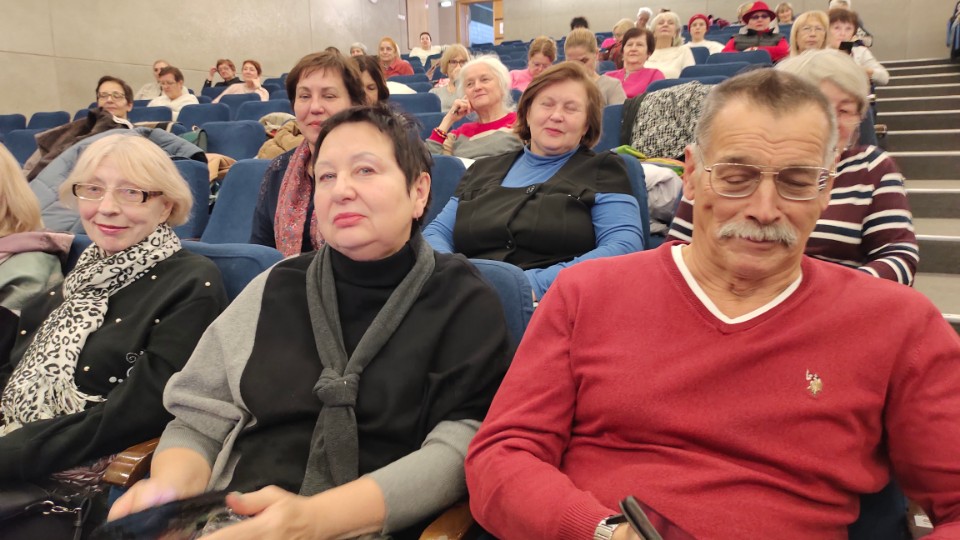 Студенты Университета третьего возраста погрузились в историю искусства древней Греции Студенты Университета третьего возраста погрузились в историю искусства древней Греции