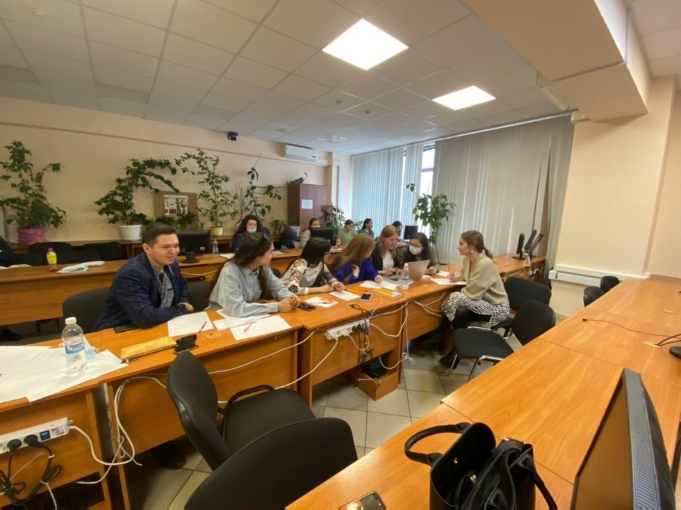 Участие студентов ИММ в международном межвузовском методико-математическом мероприятии Участие студентов ИММ в международном межвузовском методико-математическом мероприятии