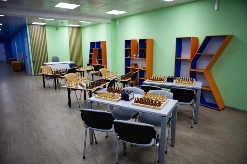 ����������