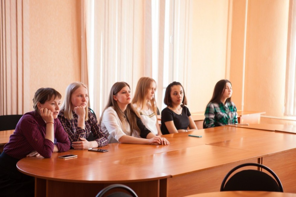 Всероссийский научно-методический семинар 'Инновации и традиции в современном школьном образовании: теория и практика' Всероссийский научно-методический семинар 'Инновации и традиции в современном школьном образовании: теория и практика'