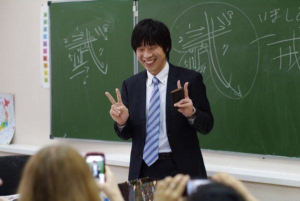 An Officer of the Culture Department of the Embassy of Japan in Russia Gave a Lesson of Calligraphy and Japanese Culture