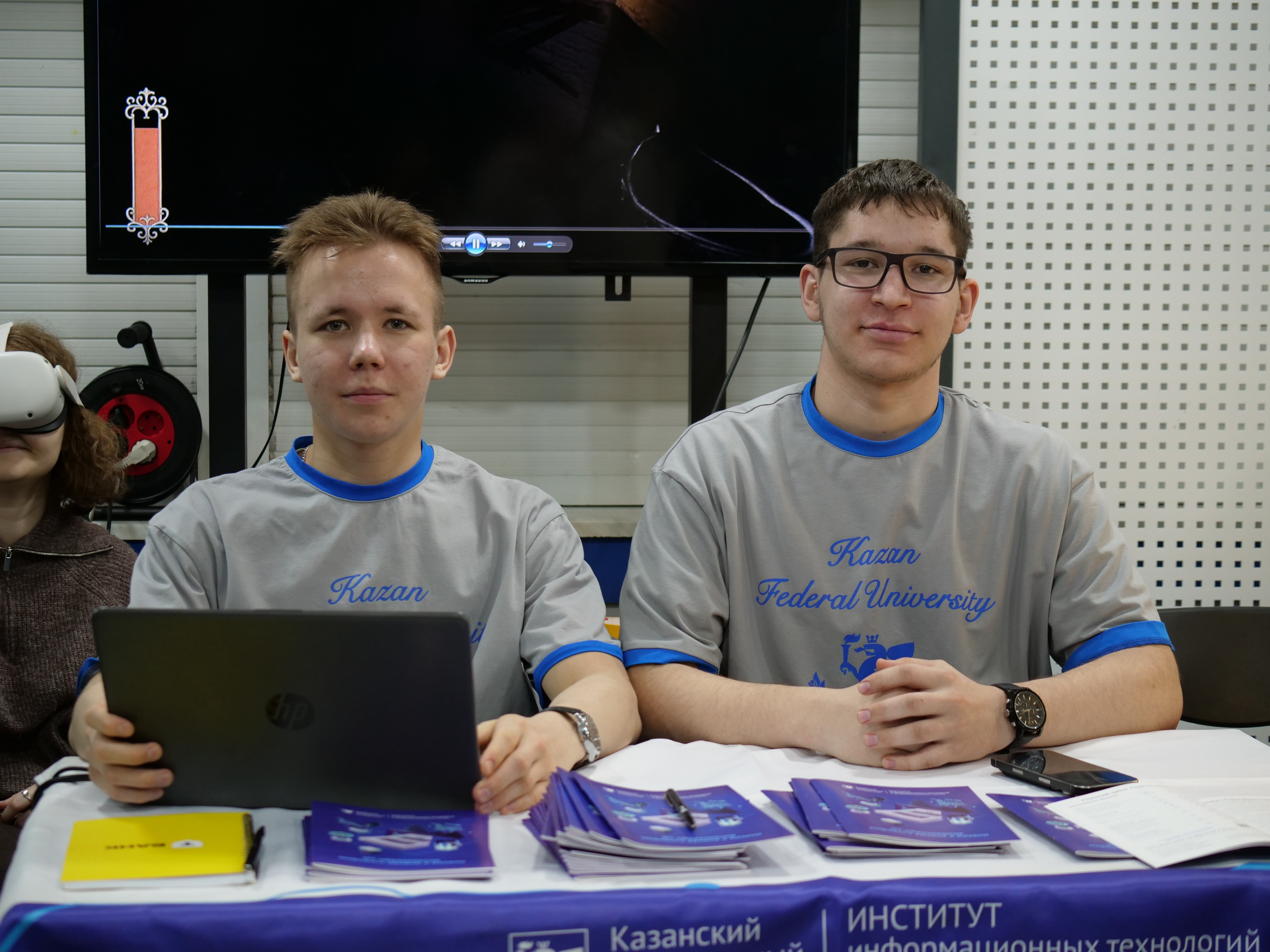 ИТИС принял участие в Едином дне открытых дверей КФУ ИТИС принял участие в Едином дне открытых дверей КФУ