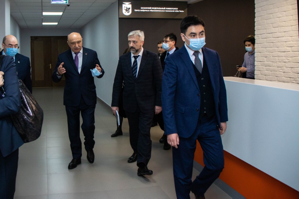 3 февраля в рамках рабочего визита в Казанский федеральный университет делегация Россотрудничества 3 февраля в рамках рабочего визита в Казанский федеральный университет делегация Россотрудничества