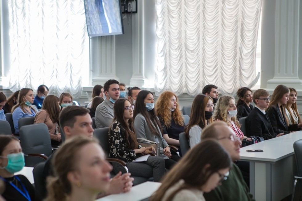 Сотрудники и студенты МГИМО МИД России посетили Елабужский институт КФУ