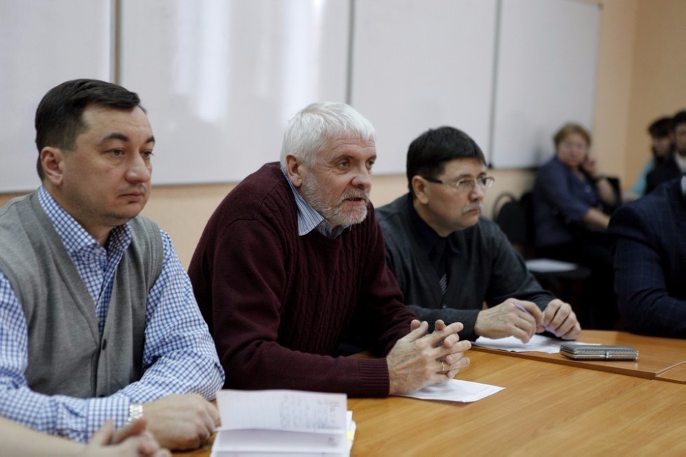 Стратегию развития образования Менделеевского района обсудили в Елабужском институте КФУ Стратегию развития образования Менделеевского района обсудили в Елабужском институте КФУ