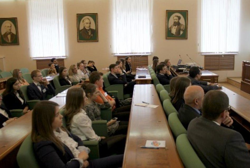 В КФУ прошла студенческая 'G20. Youth Model' В КФУ прошла студенческая 'G20. Youth Model'