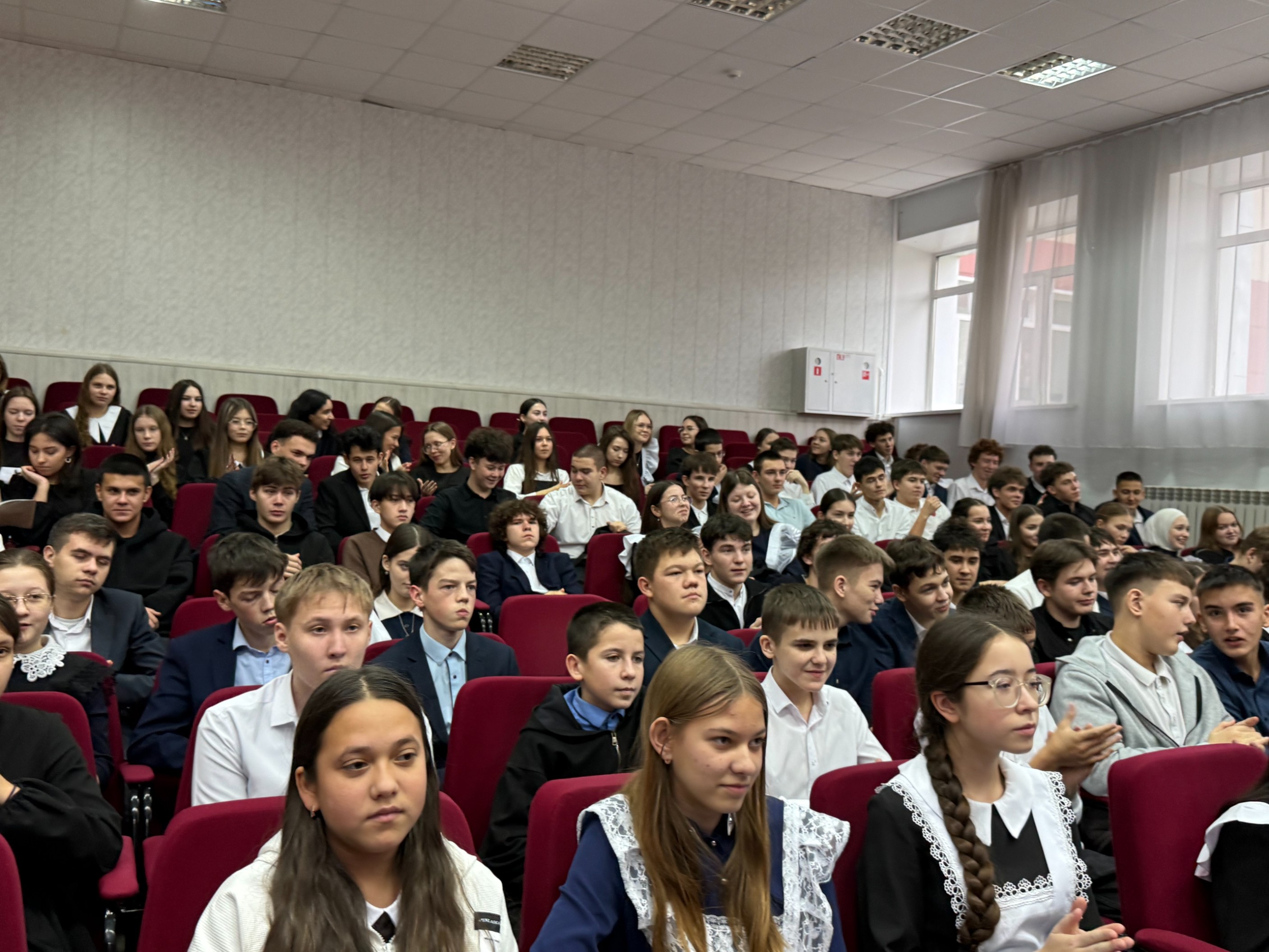 Представители Елабужского института КФУ провели профориентационную встречу в лицее Мамадыша Представители Елабужского института КФУ провели профориентационную встречу в лицее Мамадыша