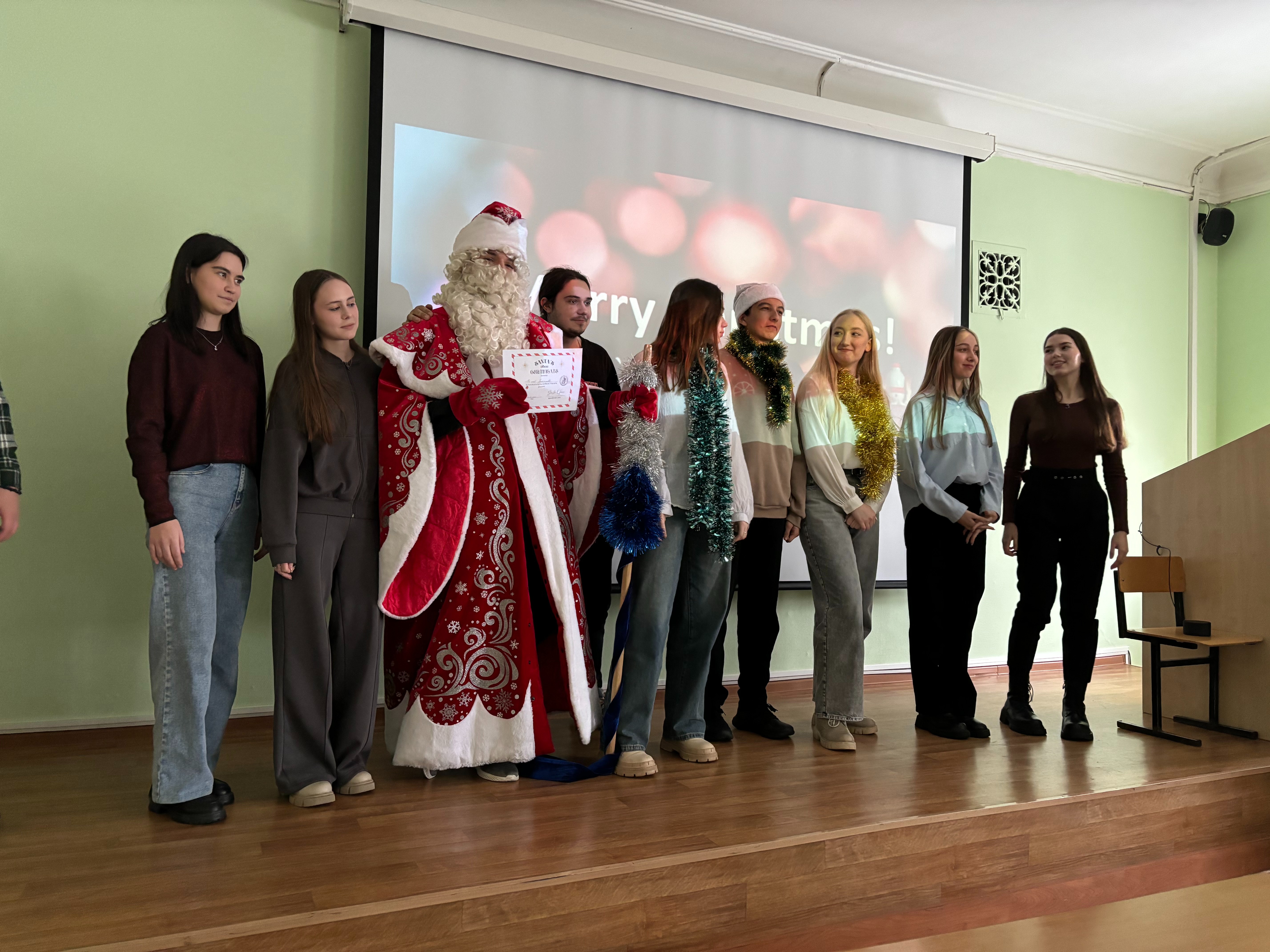 Рождественские истории на отделении иностранных языков Рождественские истории на отделении иностранных языков