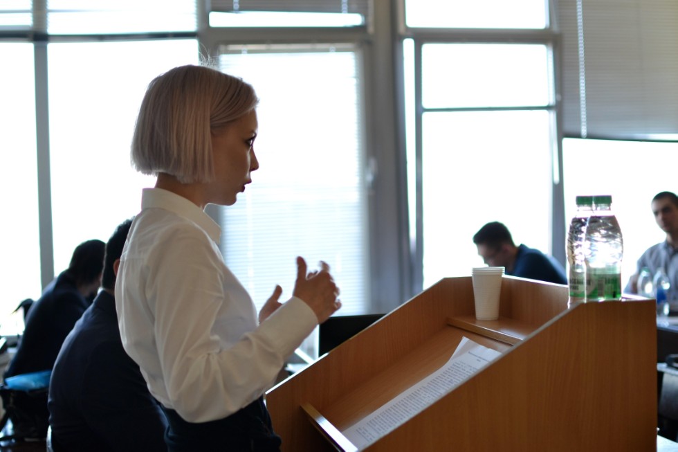 ����� ������������ ����� ����