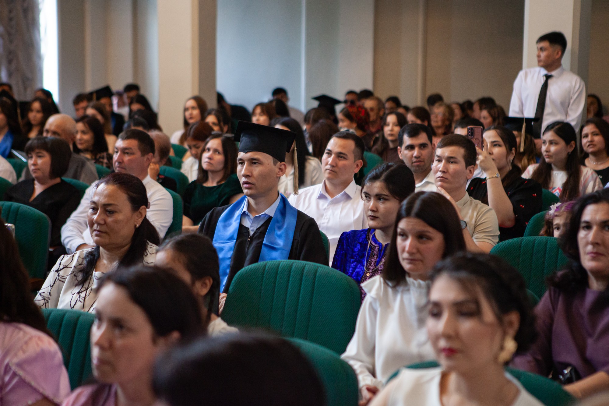 В Елабужском институте КФУ прошли торжественные церемонии вручения дипломов В Елабужском институте КФУ прошли торжественные церемонии вручения дипломов