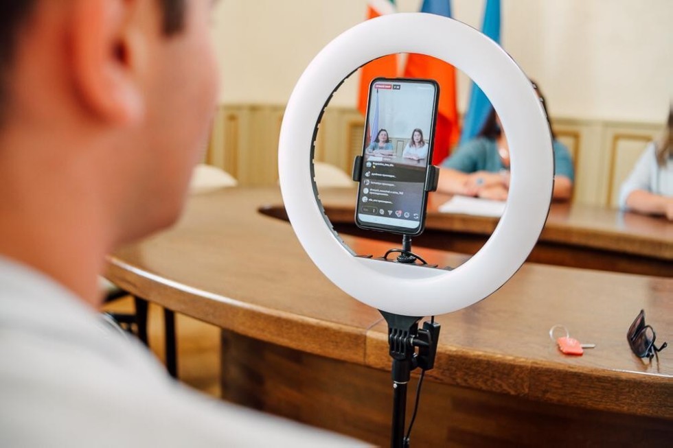 Insta-Live ������������ 