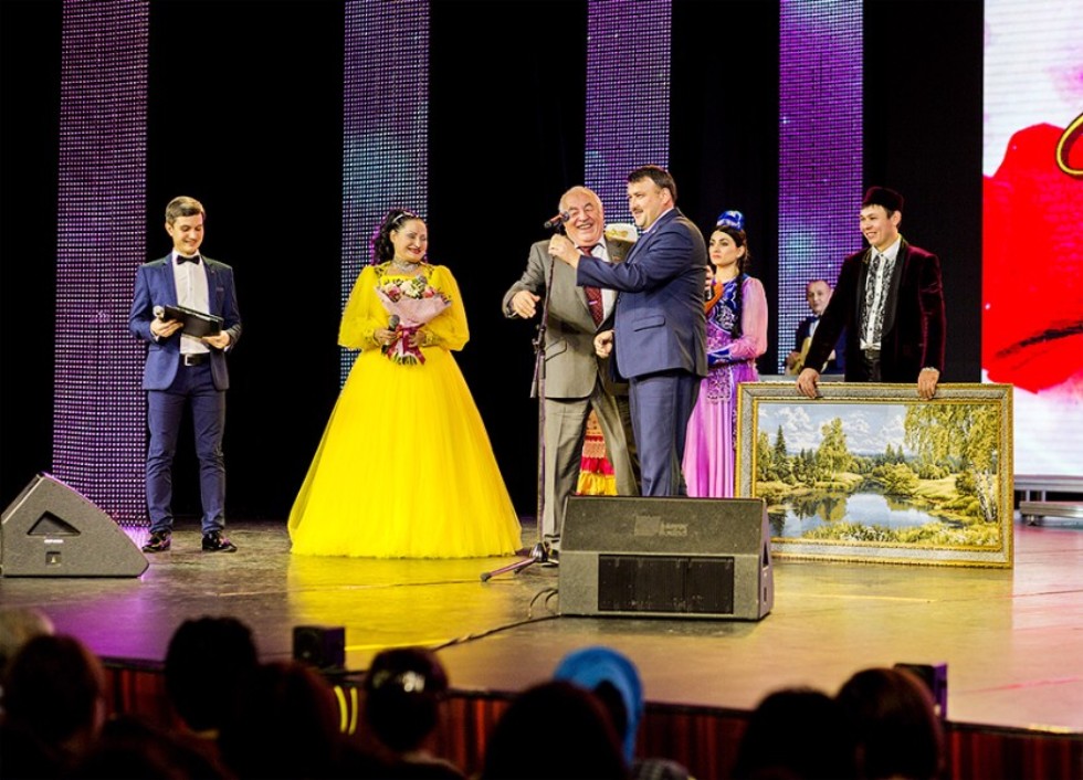 Все началось с судьбоносной песни 'Золотая рыбка' Все началось с судьбоносной песни 'Золотая рыбка'