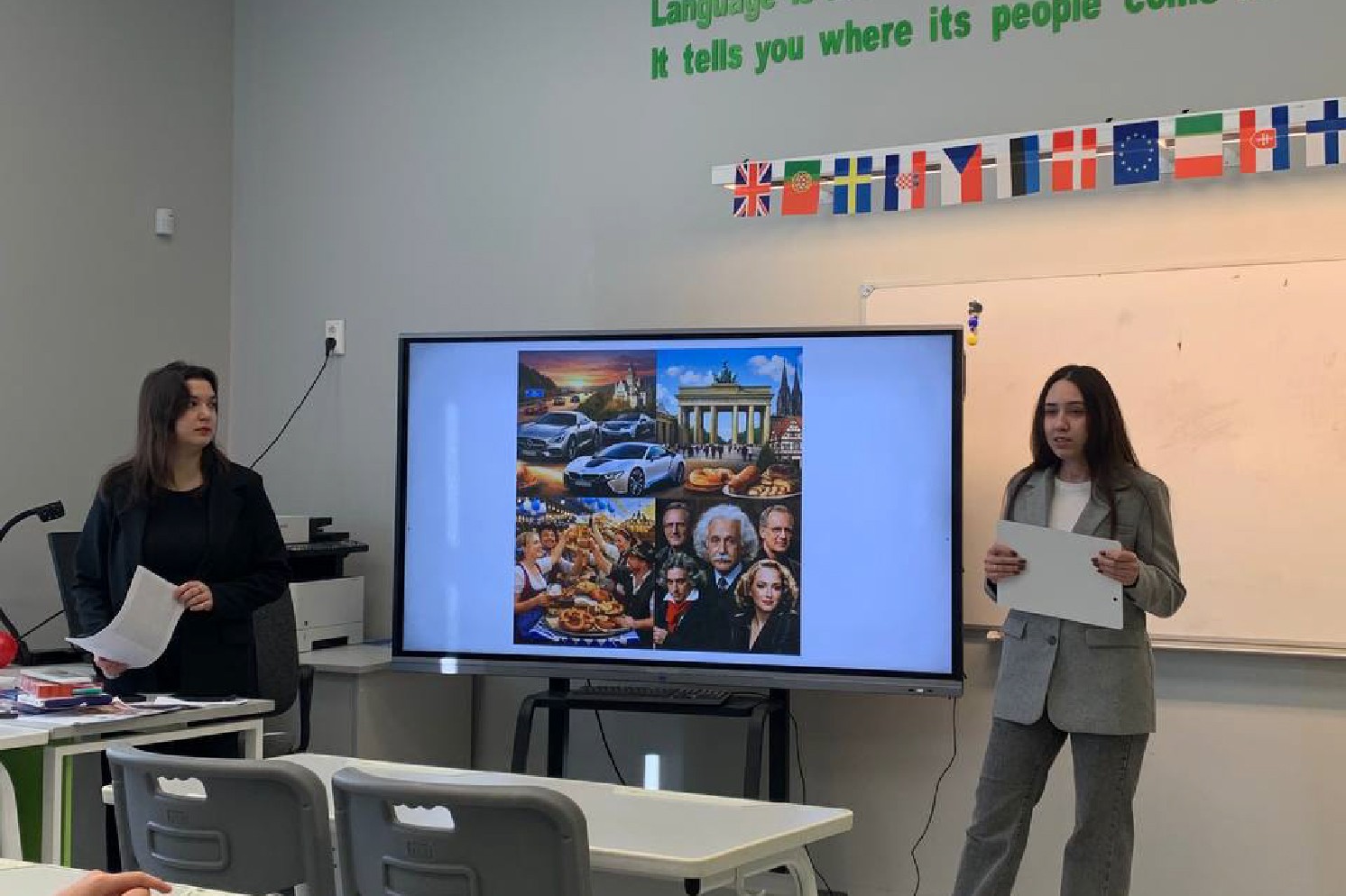 Студентки Елабужского института КФУ провели для школьников урок о Германии с использованием ИИ Студентки Елабужского института КФУ провели для школьников урок о Германии с использованием ИИ