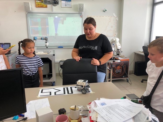 Children visited Laboratory of Intelligent Robotics Systems