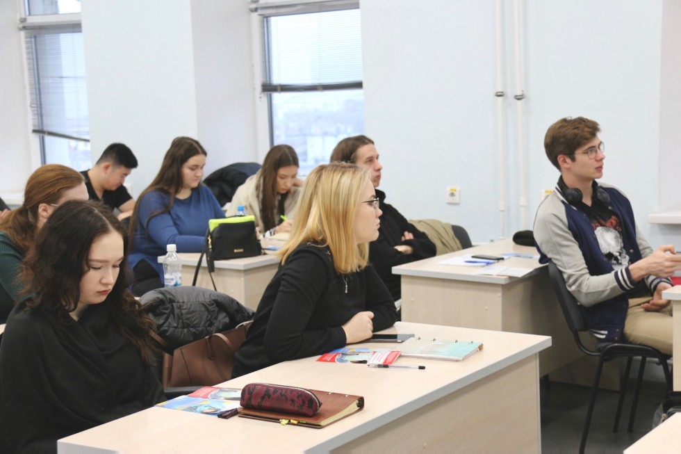 �����, � ������� ������ ����� ������:  ���������� ������� ������ ���� ������������.