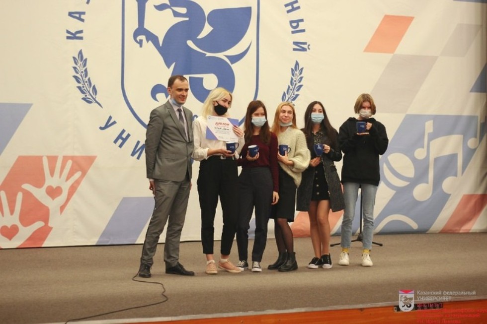 Студентки ИФМК заняли 3 место в интеллектуальной игре 'Антикоррупционный биатлон' Студентки ИФМК заняли 3 место в интеллектуальной игре 'Антикоррупционный биатлон'