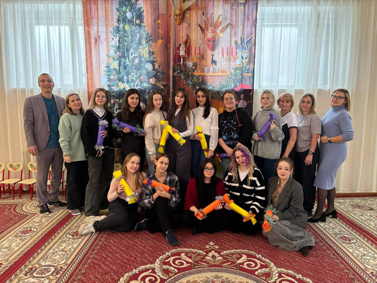 Студенты 17.1-319 группы на практическом занятии в МБДОУ № 311 г. Казани Студенты 17.1-319 группы на практическом занятии в МБДОУ № 311 г. Казани